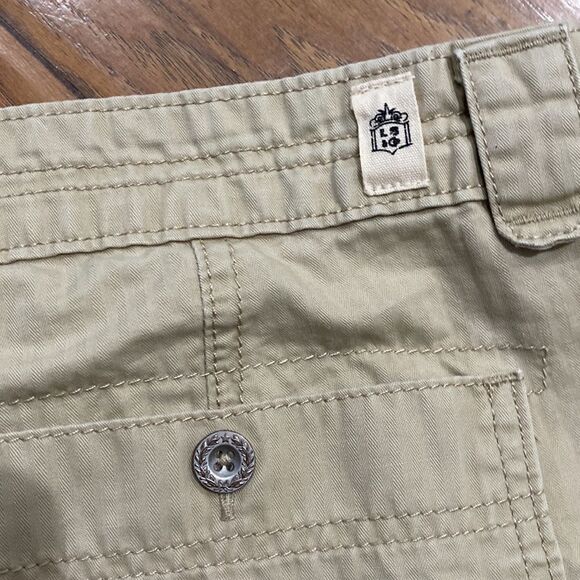 Levi’s Tan Khaki Color Rolled Hem Shorts Tonal Striped - Picture 5 of 14